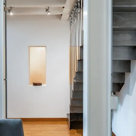 Luxavocadoloft Duomo 10m بيت للعطل *