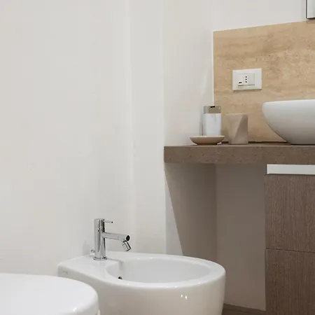 Milano Suite Home * Milan