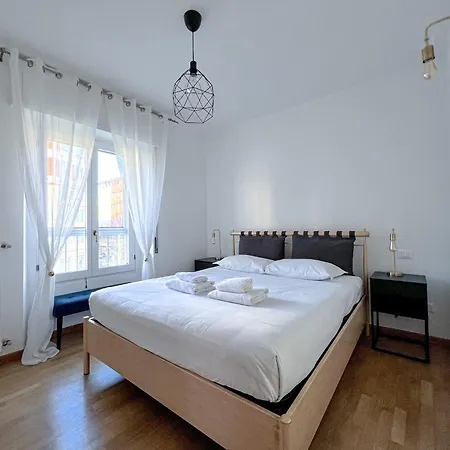 Apartment The Boutique - Steps Away From The Duomo Area Milan