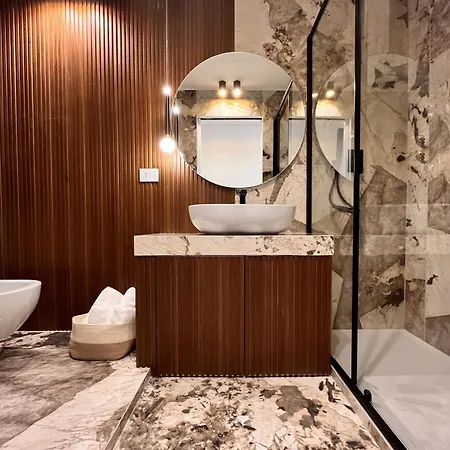 Yls Luxury Lägenhet Milano