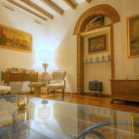 Double Charme Station Guest house