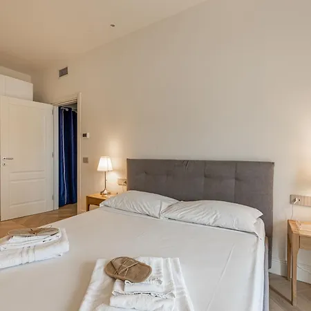 Apartment Montenapoleone - Charming *