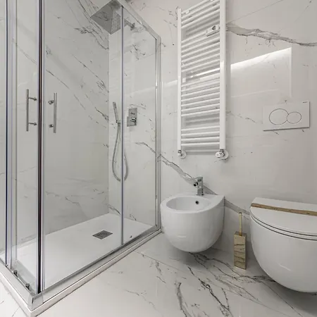 Apartament Montenapoleone - Charming Mediolan
