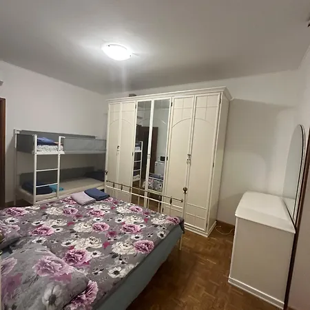 Gigli, Con Cucina In Comune E Terrazza Milano