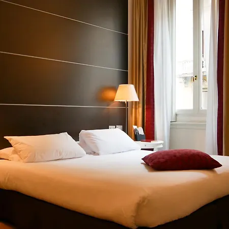 Townhouse 33 Hotel 4*