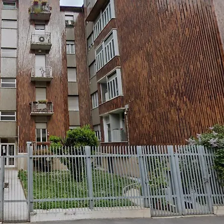 Apartamento Stazione Centrale-centro, Spazioso E Elegante *