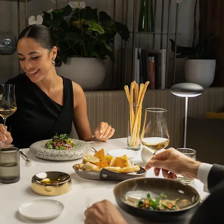 Casa Baglioni - The Leading Of The World