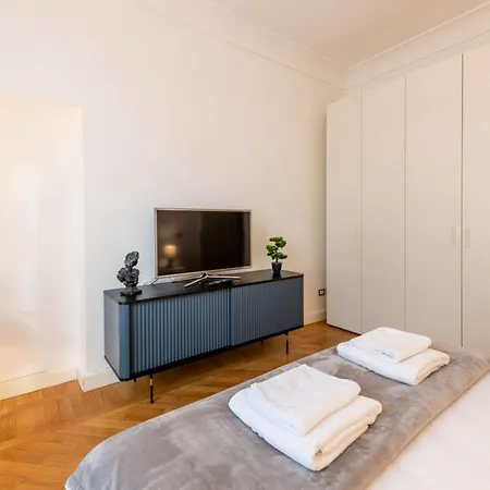Royal - Centro Brera Milan