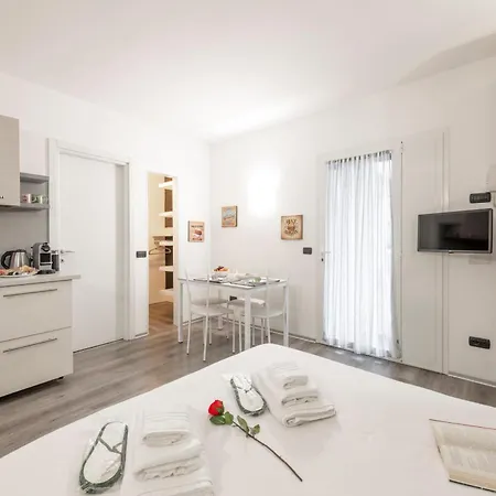 Apartament Bnbutler - Archimede 53 - Bright *