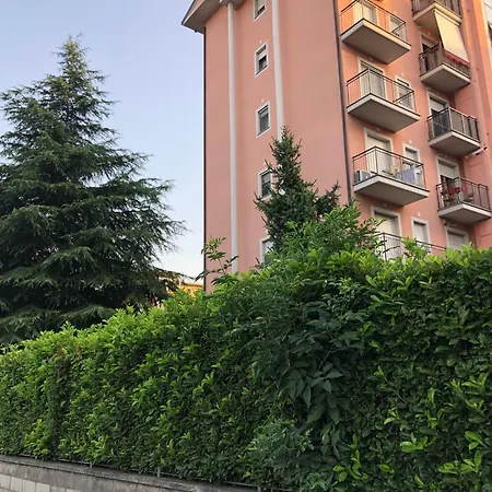 Casty Sweet - Mm3 Comasina Free Private Parking Apartament *