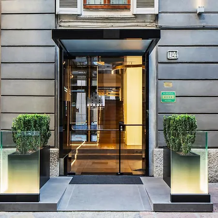 The Street Duomo | A Design Boutique Отель Милан