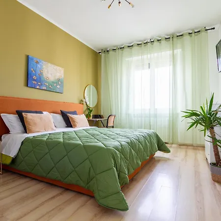 Station - Via Gioia 71 - M3 Sondrio Apartment