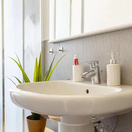 Station - Via Gioia 71 - M3 Sondrio * Mailand