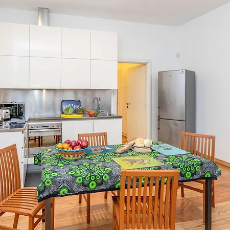 Apartamento Quiet House In A Lively Area! *