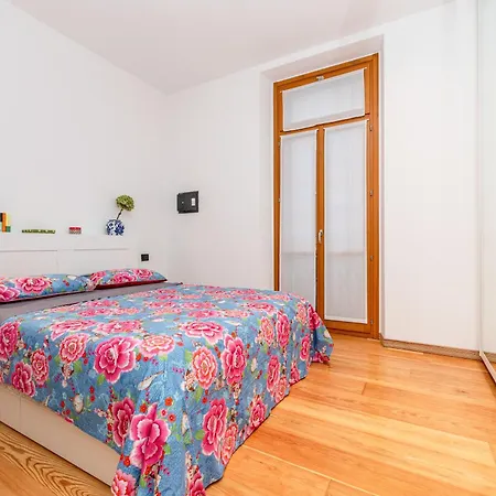 Apartment Quiet House In A Lively Area! Mailand