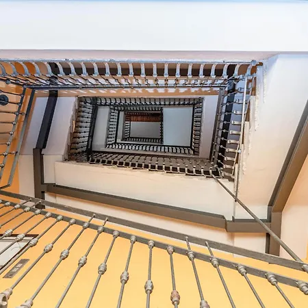 Quiet House In A Lively Area! Apartamento *