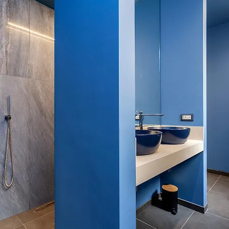 Le Texture Premium Duomo-cordusio 4* Милан