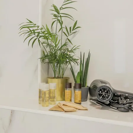 Corso Como-bosco Verticale Con Balcone * 밀라노