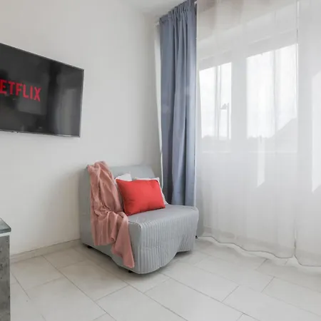 Corso Como-bosco Verticale Con Balcone Апартаменты Милан