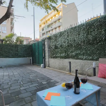 Aparthotel Fiera Milano-city Life Free Parking Anglia' S Bridge *