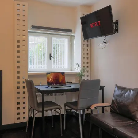 Aparthotel Fiera Milano-city Life Free Parking Anglia' S Bridge
