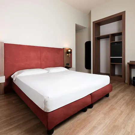 Mokinba Montebianco 4* Milano
