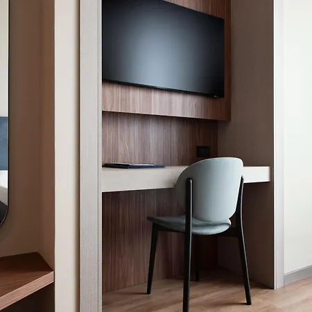 Mokinba Montebianco Hotell Milano