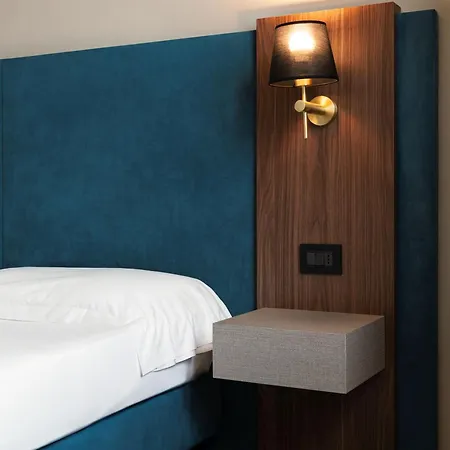 Mokinba Montebianco 4*