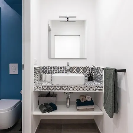 アパート Moderno Zona ミラノ