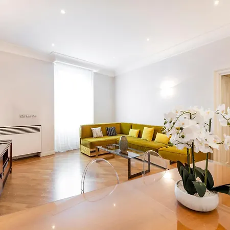 Royal - Centro Brera Apartment