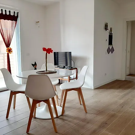 Ampio Bilocale Di Nuova Costruzione Tra Aree Verdi Apartamento *