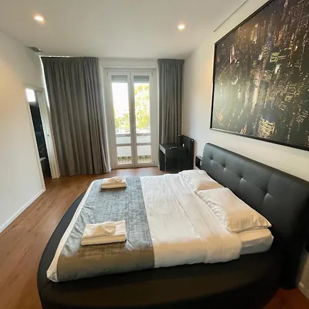 Savoia Luxury Apartment Milan