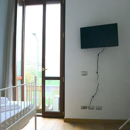 Lovely Navigli With Balcony - Via Carlo Torre