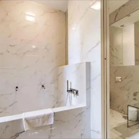 N18 Luxury Boutique With A Private Pool & Spa Daire Milano
