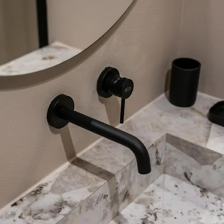 بيت ضيافة Duomo Collection 4*