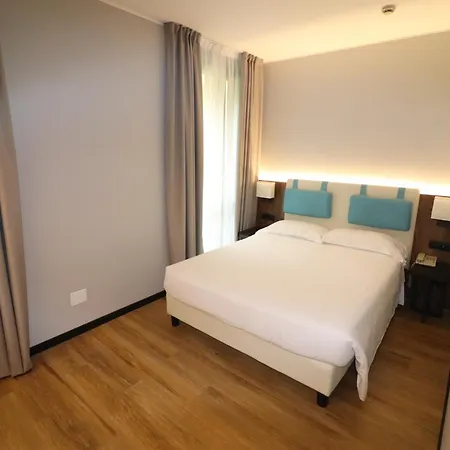 Domenichino Hotel 3*