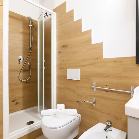 בית הארחה Primopiano - K51 3*