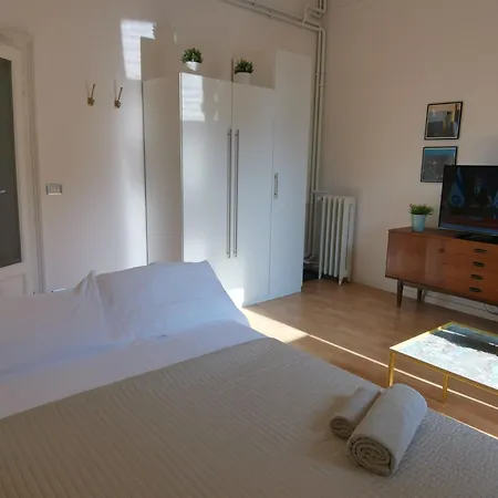 Stilysh Near Metro And Fiera Mico Apartment *