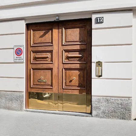 Relstay - Arco Della Pace - Sunny Loft Lejlighed *