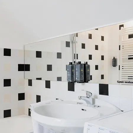 Relstay - Arco Della Pace - Sunny Loft 아파트