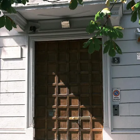 Comecasa Da Chiaretta * Milano