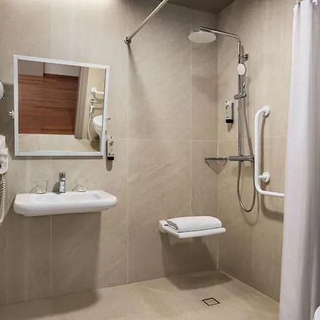 Amedia Milan, Trademark Collection By Wyndham מלון מילאנו