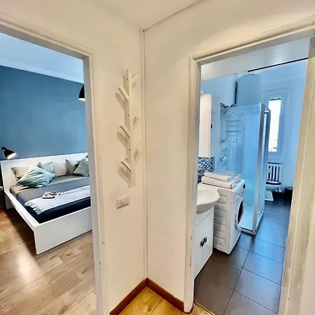 Cozy 3 Km Away From Duomo *