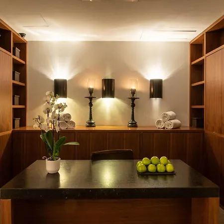 Отель Radisson Blu