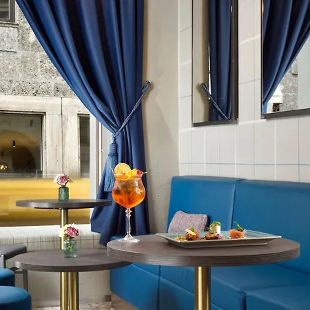 호텔 Indigo - Corso Monforte By Ihg 4*