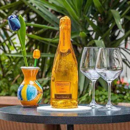 Homestay San Siro A 7 Minuti Stanza Con Zone Comuni *