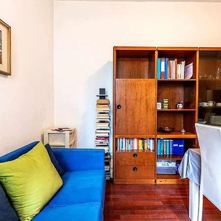 Homestay San Siro A 7 Minuti Stanza Con Zone Comuni