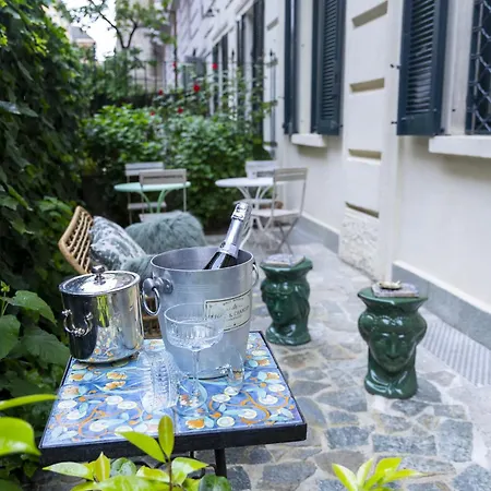 Luxury Bohemian With Private Garden In