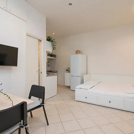 Apartment Ihost Cozy Studio - Melzo 5 *