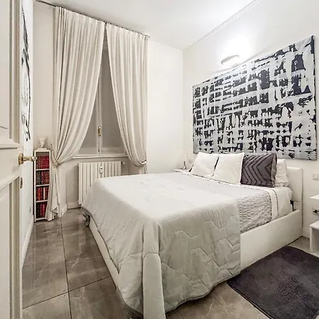 Apartment Casa Alberto Da Giussano, Elegante Bilocale In Centro Con Balcone Sul Parco